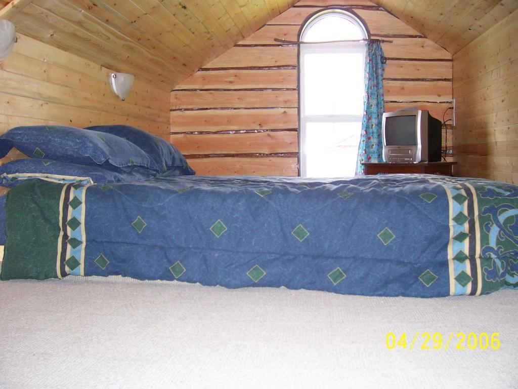 Steamboat Mountain Chalets Hotel Spillimacheen Kamer foto