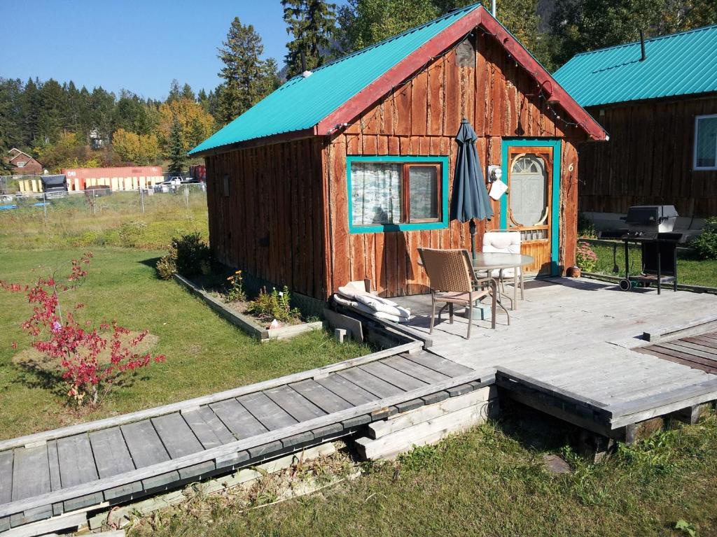 Steamboat Mountain Chalets Hotel Spillimacheen Kamer foto