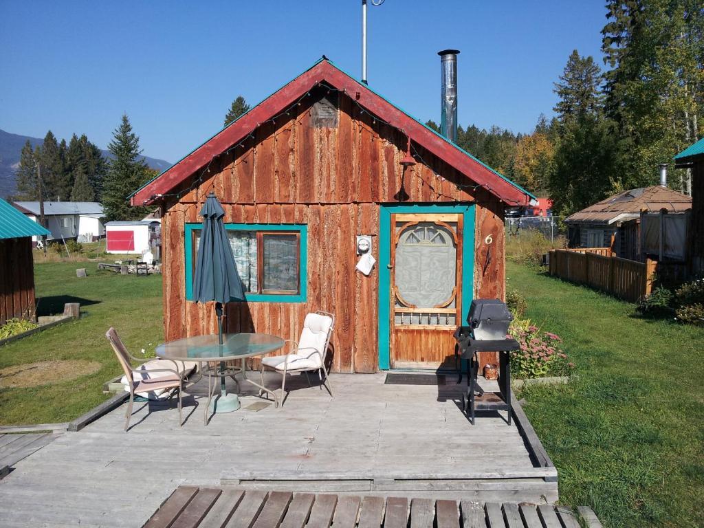 Steamboat Mountain Chalets Hotel Spillimacheen Buitenkant foto